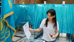 Kazakhstan: r&eacute;f&eacute;rendum pour tourner la page Nazarba&iuml;ev apr&egrave;s des &eacute;meutes