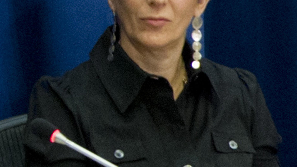 Trump, &egrave; giusto che il dipartimento Giustizia veda Maxwell