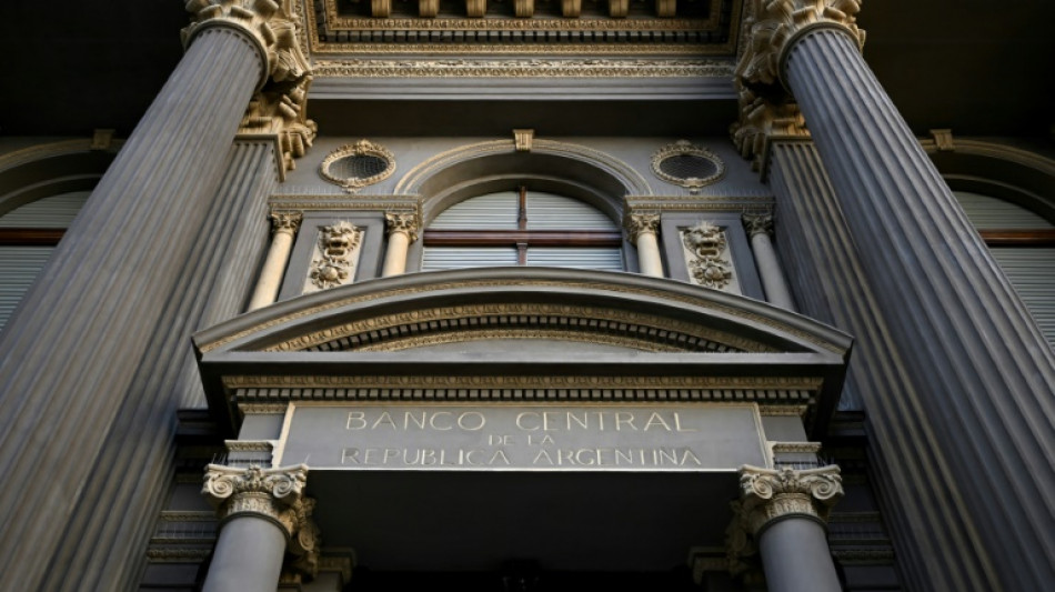 El tipo de cambio en Argentina se liberará "con el tiempo": jefe del Banco Central