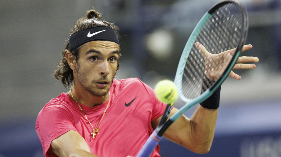 Tennis: Vienna; Musetti in rimonta batte Zverev, &egrave; in semifinale