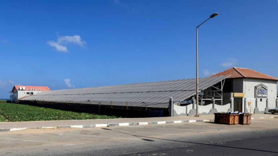 La apuesta de Gaza por la energ&iacute;a solar aporta ahorro y m&aacute;s suministro