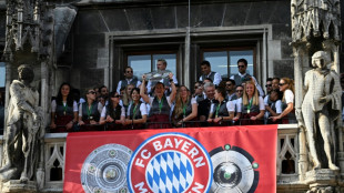 Bayern de Munique ter&aacute; que reembolsar funcion&aacute;rios ap&oacute;s n&atilde;o pagar sal&aacute;rio m&iacute;nimo em centro de treinamento