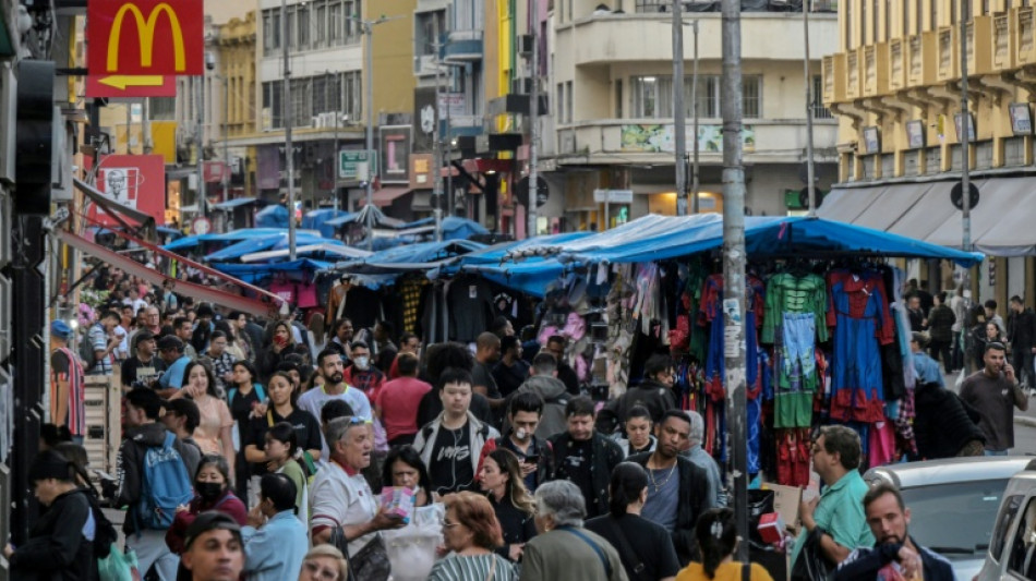 Rua 25 de mar&ccedil;o entra na mira de Trump 