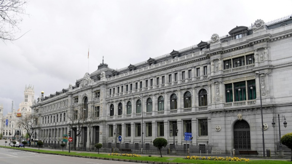 La deuda p&uacute;blica espa&ntilde;ola retrocede al 117,7% del PIB en el primer trimestre de 2022