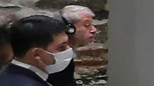 Kreml best&auml;tigt Vermittlerrolle von Abramowitsch und dementiert Vergiftung