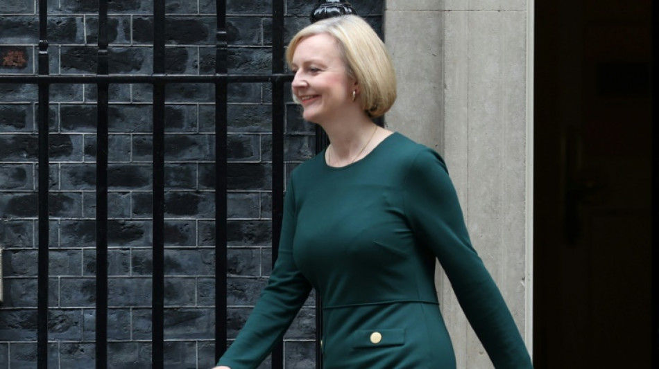 Truss will gleichzeitig Steuern senken und &ouml;ffentliche Ausgaben nicht k&uuml;rzen