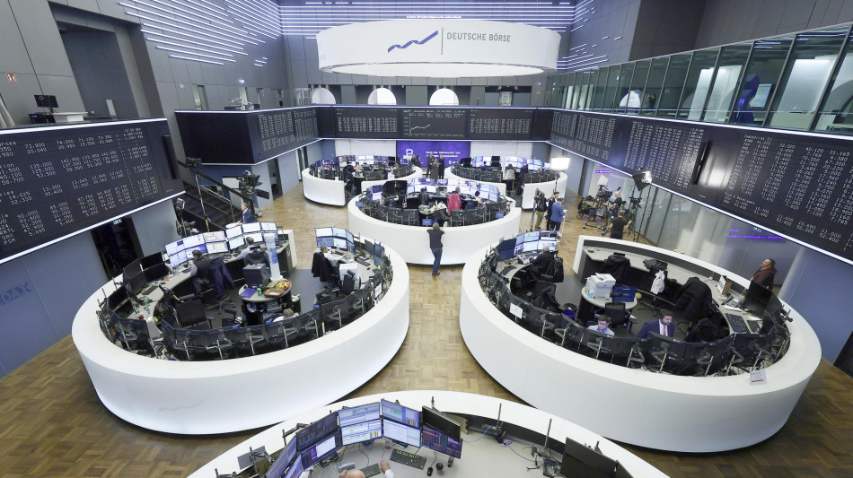 Borsa: l'Europa chiude in ordine sparso, Francoforte +0,37%