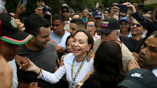 Mar&iacute;a Corina Machado recorre la zona devastada por los terremotos en Venezuela