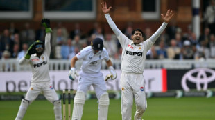 Abbas's treble strike rocks England in second Test