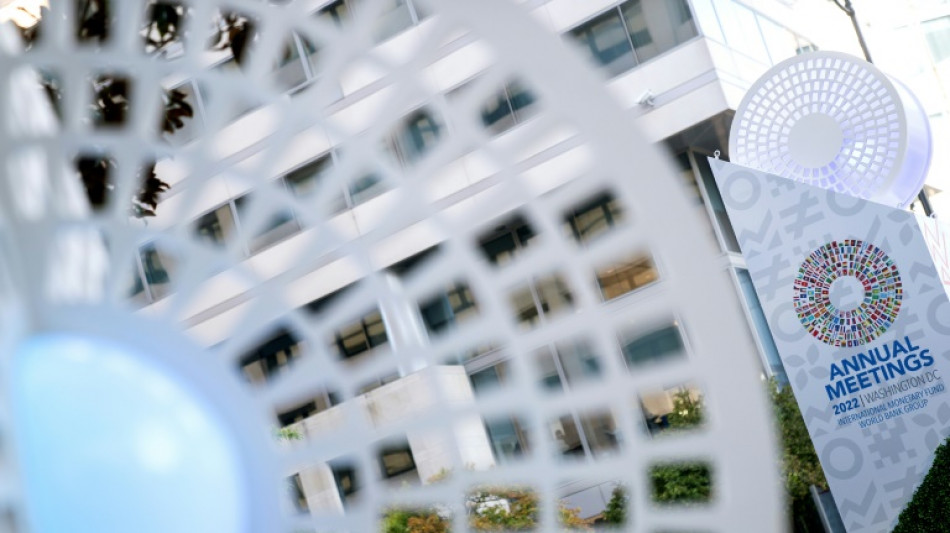 Alerta por endeudamiento de pa&iacute;ses pobres por inflaci&oacute;n y tasas de inter&eacute;s