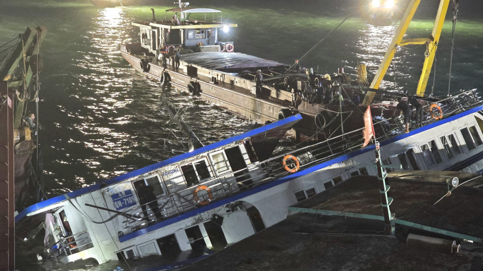 Naufragio battello in Vietnam, bilancio delle vittime sale a 38