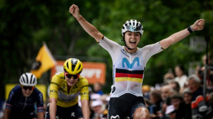 Lippert pips Kopecky for women's Tour de France second stage win
