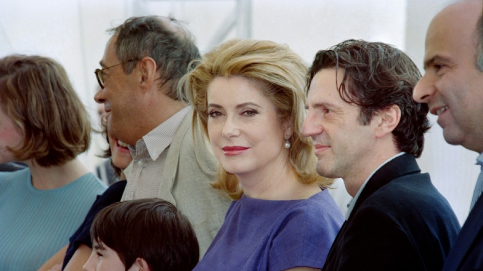 Catherine Deneuve, emblema de la 76&ordf; edici&oacute;n del festival de Cannes