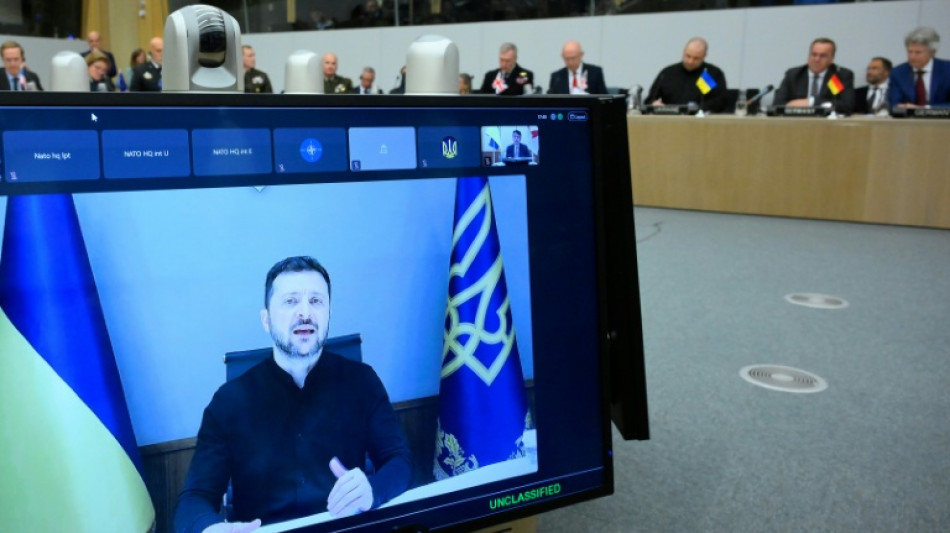 R&uacute;ssia deve ser 'for&ccedil;ada' a aceitar a diplomacia, diz presidente ucraniano