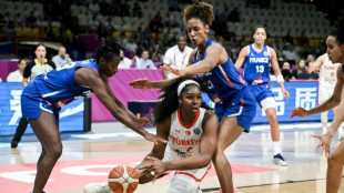 Basket/Euro: pour leurs d&eacute;buts, les Bleues ont eu chaud face aux Turques