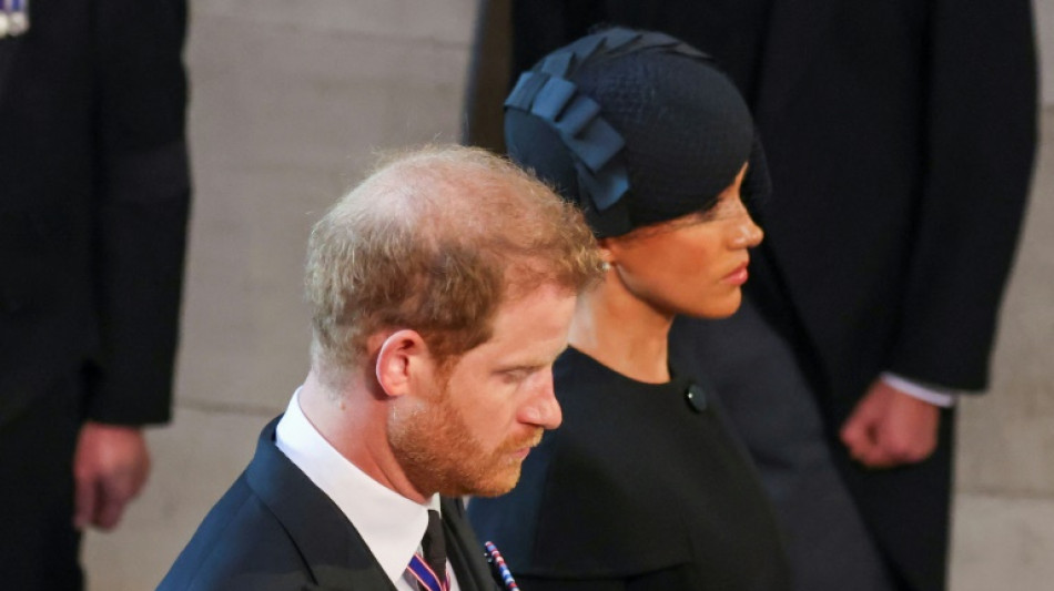 Enrique y Meghan reclaman mayor protección de los niños frente a las redes sociales
