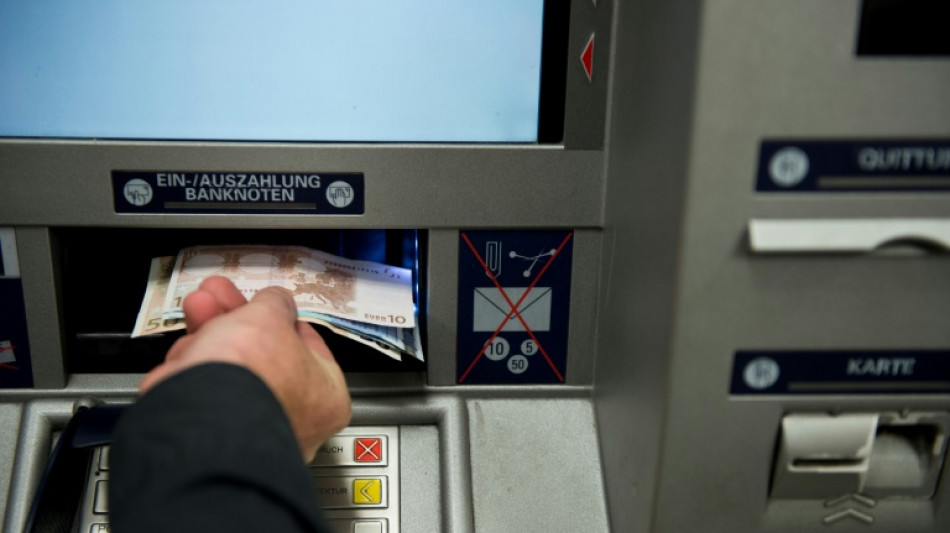 Urteil: Saalesparkasse muss Zinsen f&uuml;r alte Pr&auml;miensparvertr&auml;ge neu berechnen