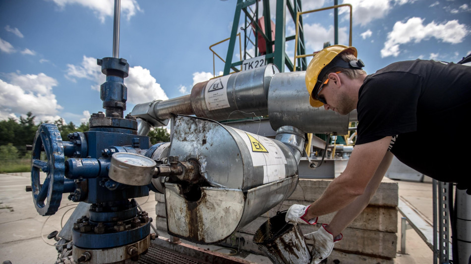 Il petrolio apre in rialzo a New York a 66,93% dollari