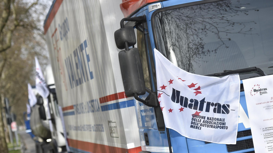 Unatras, senza un incontro con il governo pronti al fermo nazionale