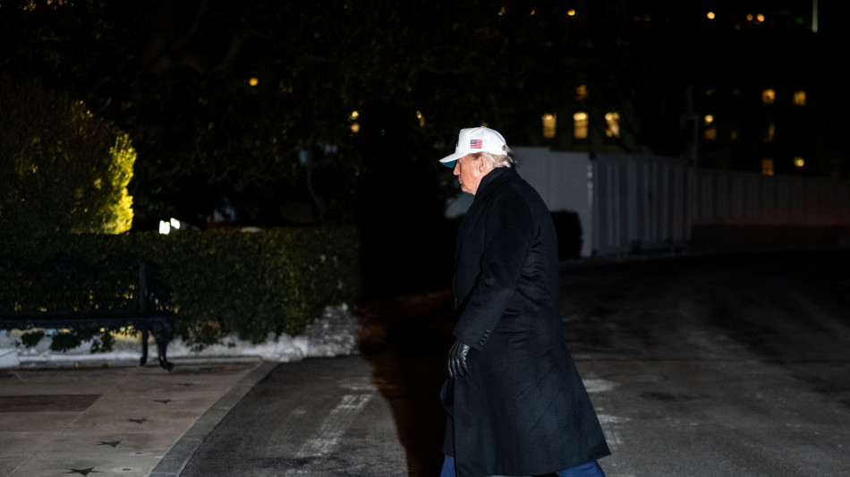 Trump, 'deputata dem avr&agrave; orchestrato aggressione, un'imbrogliona'