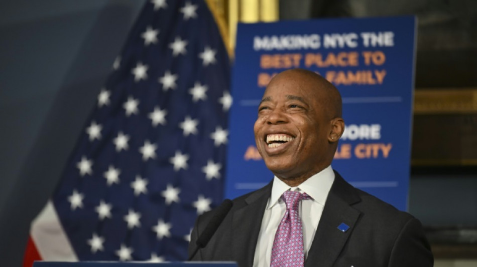 US judge dismisses corruption case against New York mayor