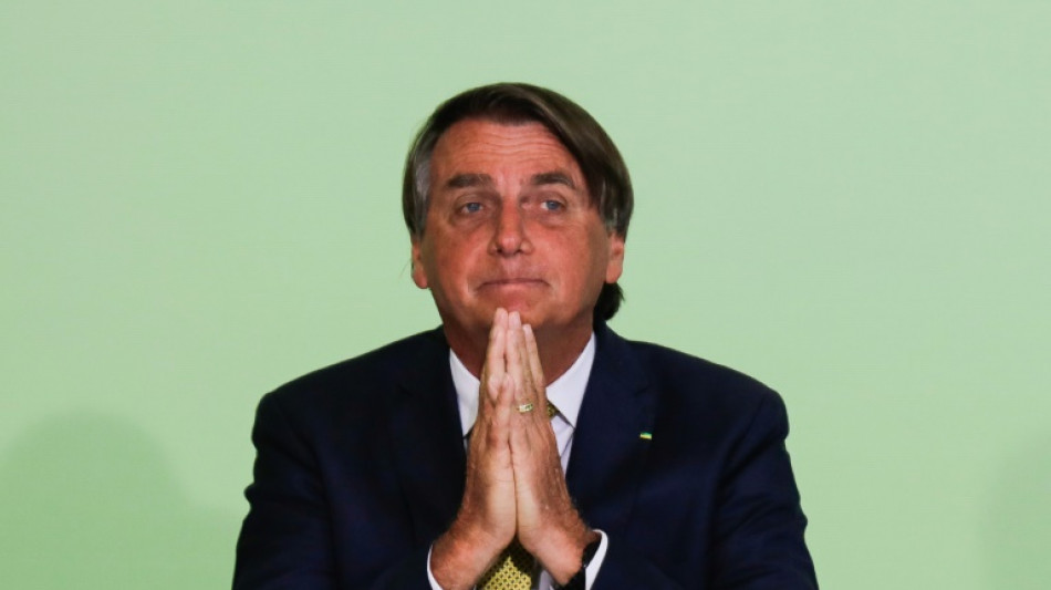 Bolsonaro concede visado humanitario a ucranianos que huyen de invasi&oacute;n rusa