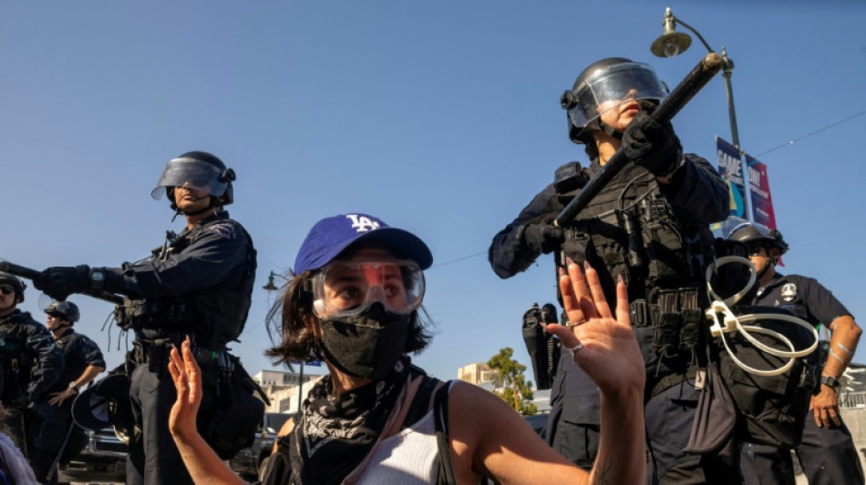 Trump atribuye disturbios por redadas antiinmigraci&oacute;n en Los &Aacute;ngeles a "insurrectos" 