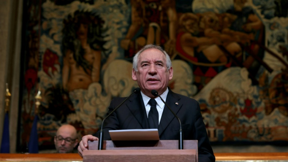 Bayrou favorable &agrave; une "r&eacute;gulation" de l'installation des m&eacute;decins 