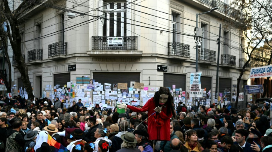 Argentine: l'ex-pr&eacute;sidente Kirchner d&eacute;sormais d&eacute;tenue chez elle