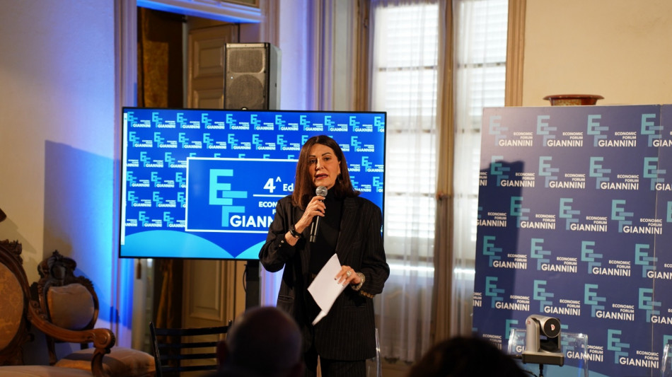 Le opposizioni all'attacco, Santanch&egrave; si dimetta