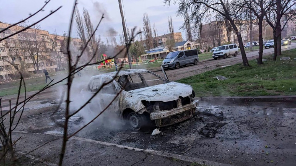 Ukraine: au moins trois bless&eacute;s &agrave; Kiev dans une "attaque de missile" et des "explosions"