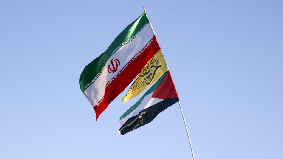 L'Iran impicca tre 'spie al servizio di Israele'