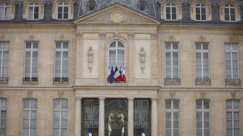 Cremlino, 'Kiev ed Europa mostrino che vogliono la pace'