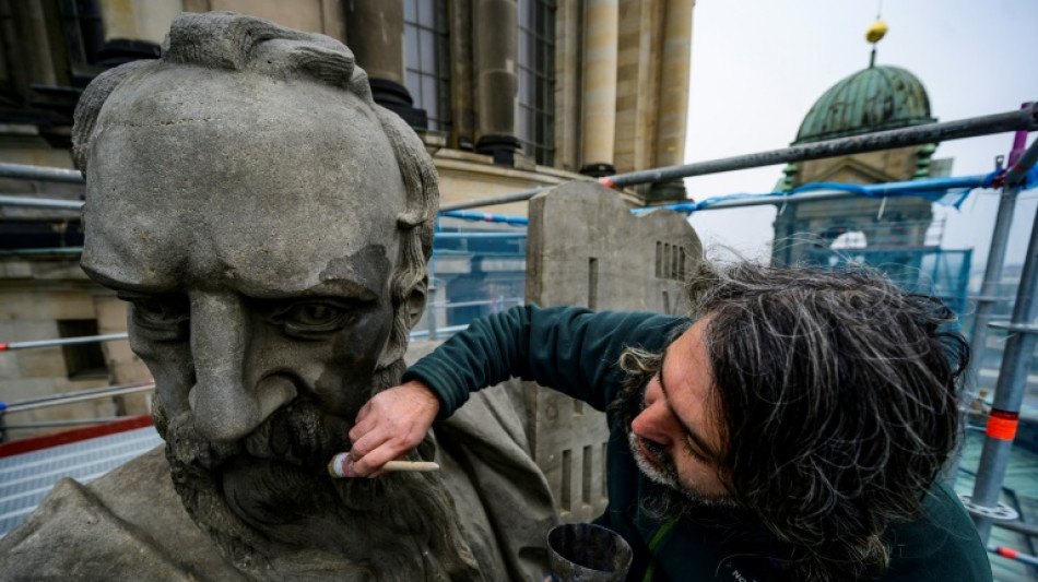 La tasa de desempleo en la zona euro toca un nuevo m&iacute;nimo hist&oacute;rico y baja al 6,5% en octubre