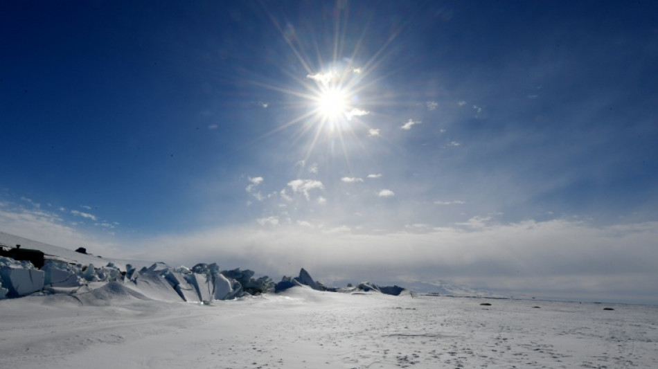 En Antarctique, des scientifiques ont sond&eacute; en profondeur le pass&eacute; de la calotte glaciaire