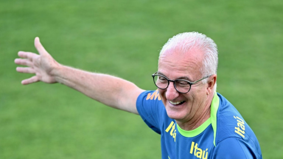 El exseleccionador Dorival J&uacute;nior, nuevo DT del Corinthians de Depay