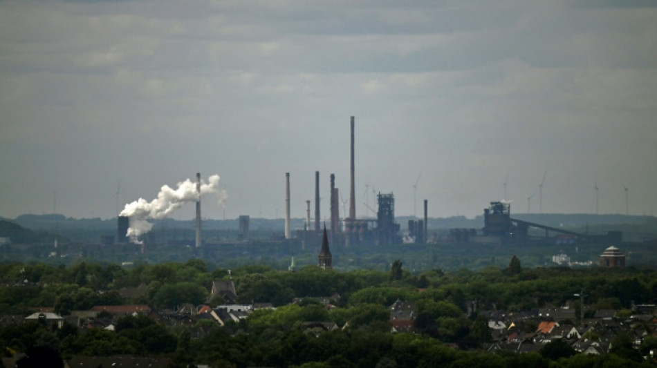 Hochhaus gesprengt: Dritter Weißer Riese in Duisburger Problemviertel abgerissen