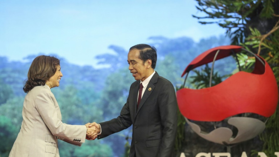 China alerta contra 'nova Guerra Fria' em c&uacute;pula do Sudeste Asi&aacute;tico