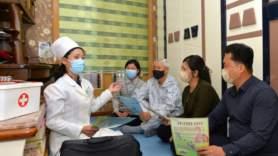 Corea del Norte env&iacute;a aviones a China para recoger material m&eacute;dico contra el covid