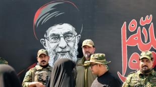 &Uacute;ltima etapa do funeral do ex-l&iacute;der iraniano Khamenei &eacute; realizada no Iraque