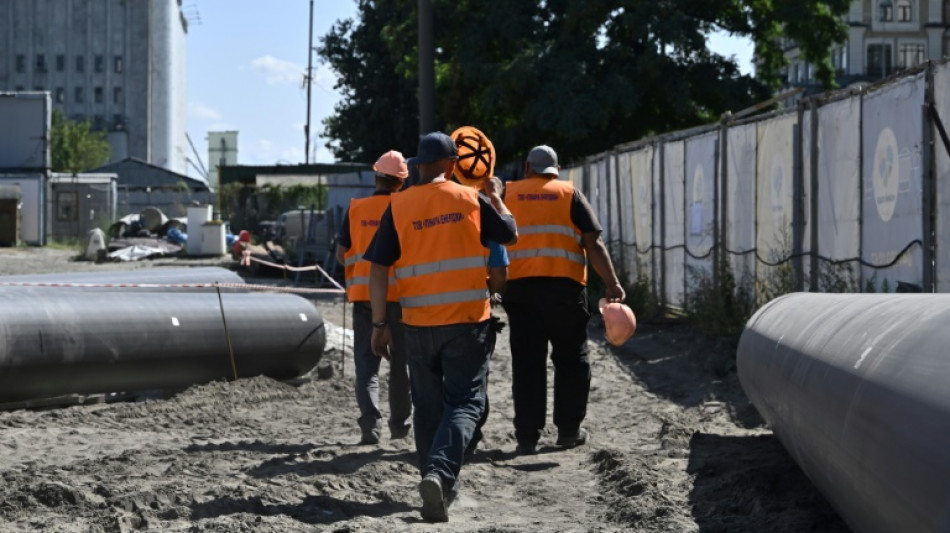 Kyiv prepares for 'tough' winter as summer draws to a close