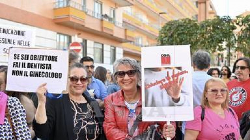 Stanza anti-aborto va chiusa, Tar Piemonte accoglie ricorso
