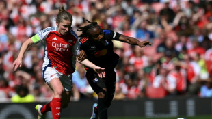 Dumornay gives Lyon first leg lead over Arsenal in women's Champions League semis