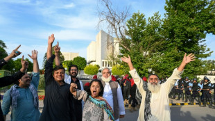 Pakistans Oberstes Gericht erklärt Festnahme Khans für ungültig