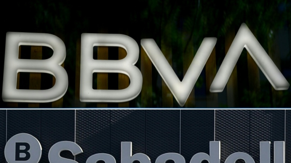 El Gobierno espa&ntilde;ol lanza una consulta in&eacute;dita sobre la OPA hostil del BBVA al Sabadell