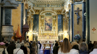 Sobri&eacute;t&eacute; et recueillement aux fun&eacute;railles d'Evelyne Leclercq