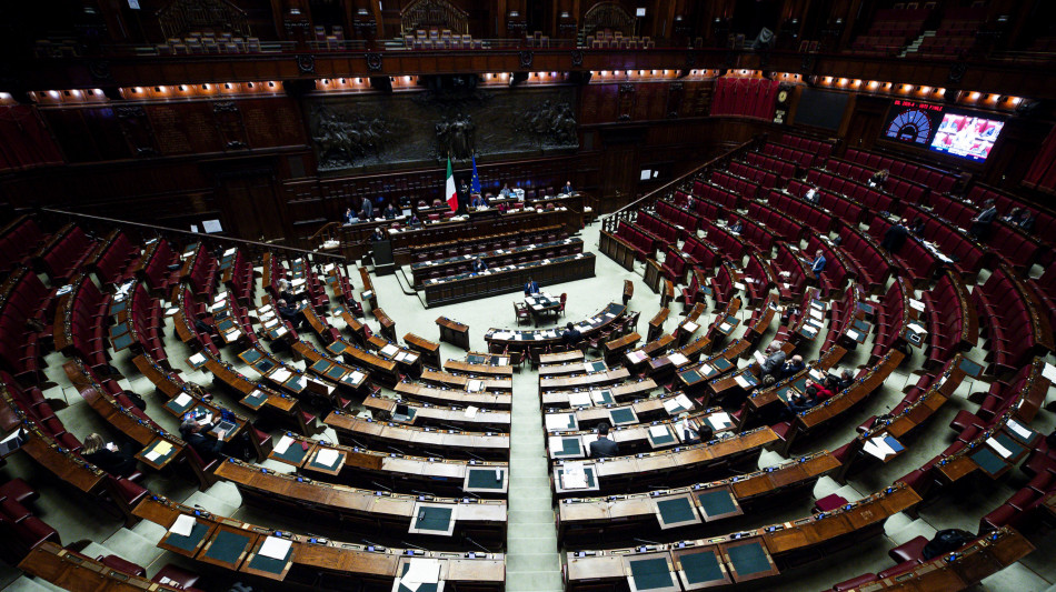 Bocciata la mozione delle opposizioni su media e governance Rai