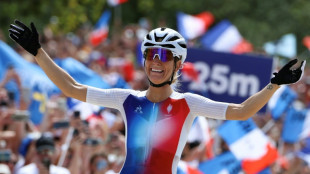 Tour Femmes: Ferrand-Pr&eacute;vot s'avance prudemment vers "son r&ecirc;ve de gamine"