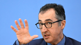 Grünen-Politiker Özdemir für Vorprüfung von Asylanträgen an EU-Außengrenzen