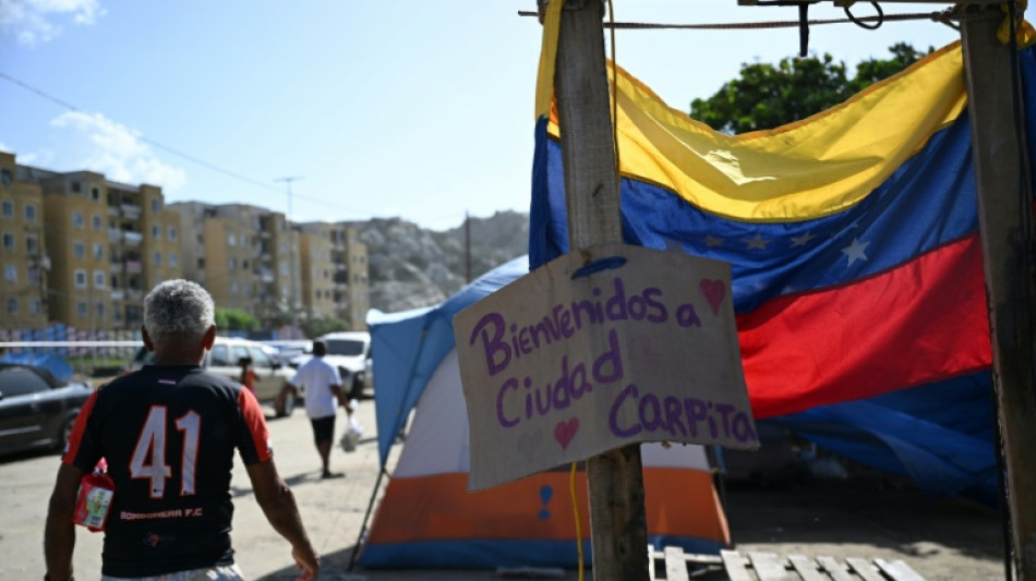 'Bem-vindos a Ciudad Carpita': a vida de refugiados ap&oacute;s terremotos de junho na Venezuela